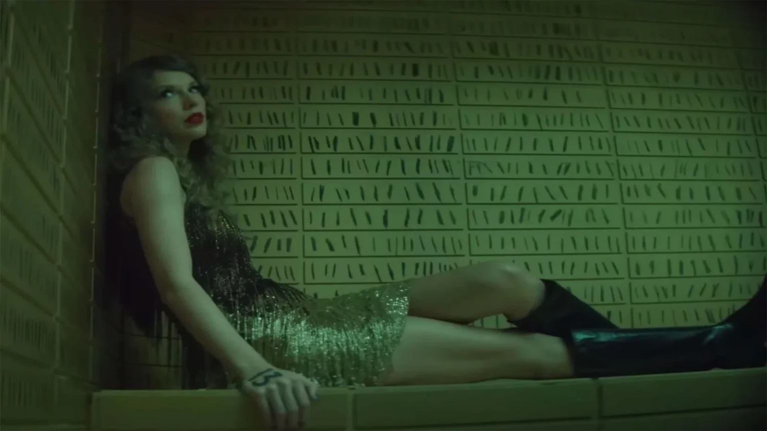 Taylor Swift does the heist of the century in her new music video “I Can See You” Photo-de-Taylor-Swift-fait-le-casse-du-siecle-dans-son-nouveau-clip-I-Can-See-You