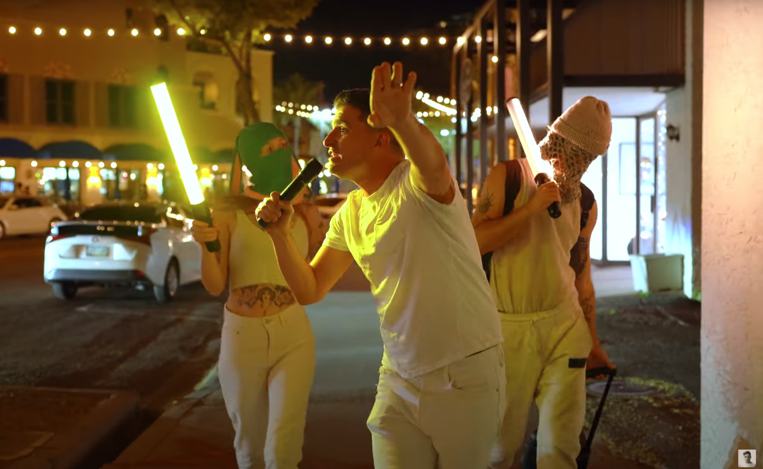 “Be proud of who you are and the things you love in life” : Discover Bryant Powell’s new video “You Love It” Picture of Bryant Powell spreads the love in his new video "You Love It".