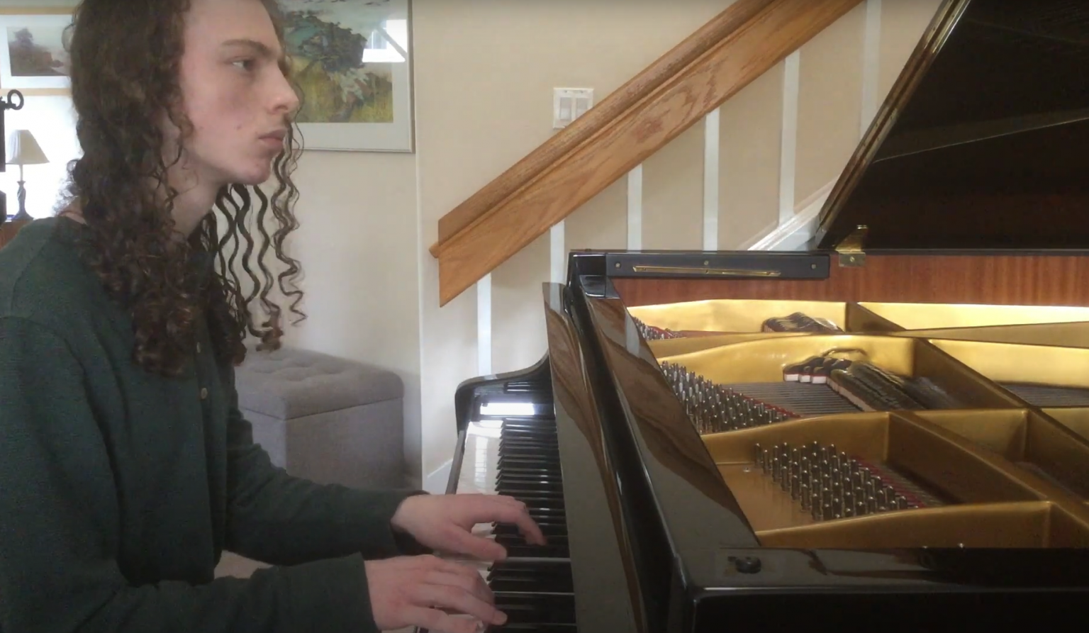 Piano & emotions : That’s what you’ll find in the new video clip of Painting Winter Picture of Visez « Ailleurs » avec le nouveau clip de Siven