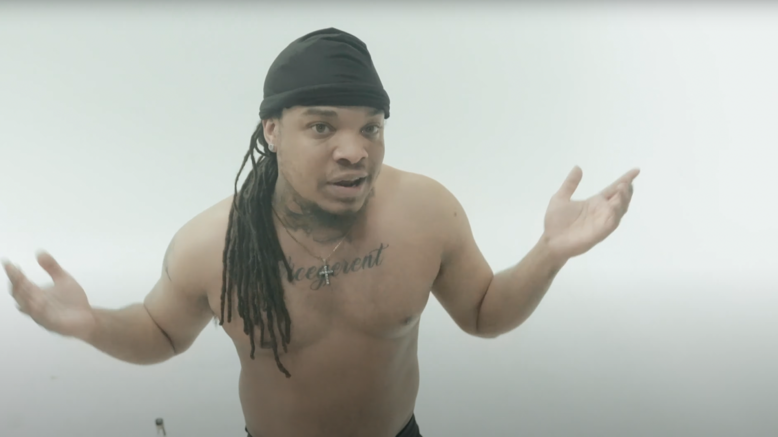 LOD FAR is “Thinking out loud” in his new video clip Picture of LOD FAR is "Thinking out loud" in his new video clip