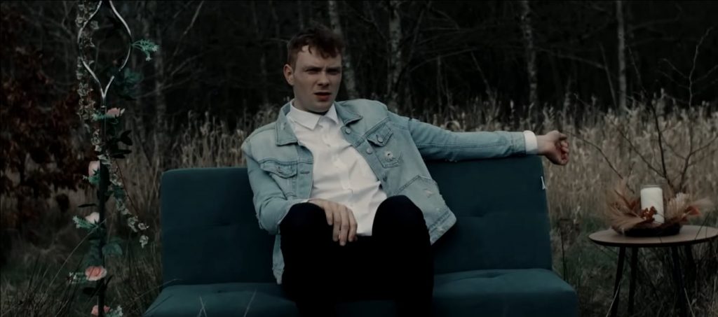 Picture of Samuel Evanson reveals his universe with All of a Sudden"