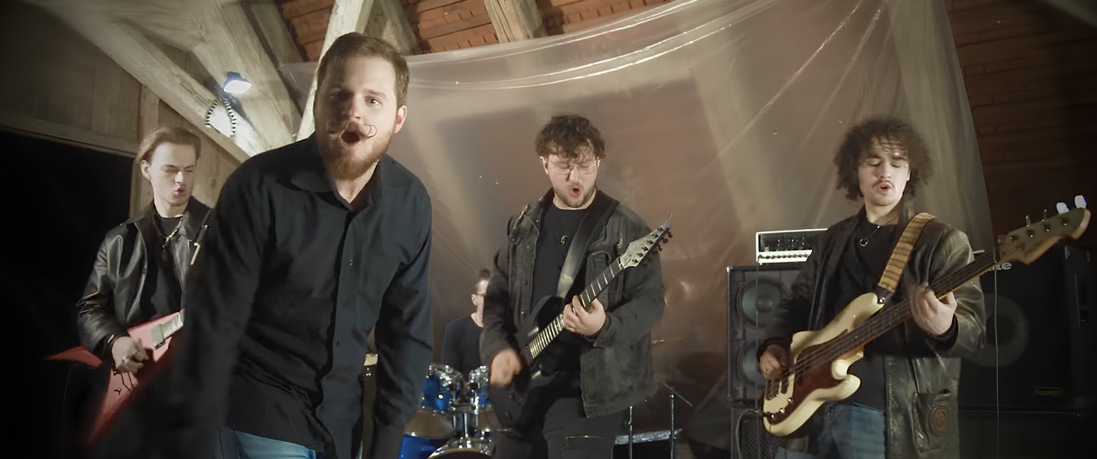 Picture of Ardent Dive in 'Purgatory': Kliff Hänger Awakens Wandering Souls