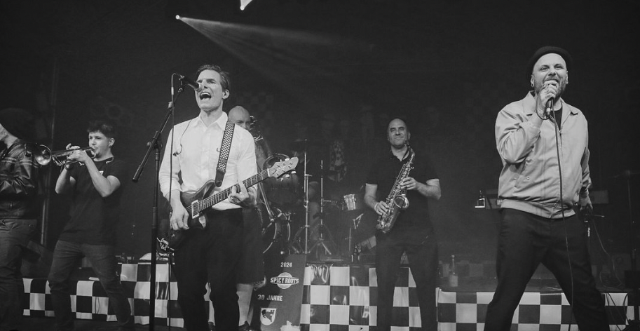 Spicy Roots take inspiration from a Pedro Almodóvar film for “Tie Me Up” Picture of Spicy Roots take inspiration from a Pedro Almodóvar film for "Engine Parade"