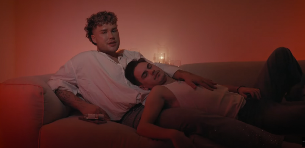Let yourself be seduced by “BAD”, the new music video from DAVID LOVRIC Picture of Let yourself be enchanted by "BAD", the new music video by DAVID LOVRIC