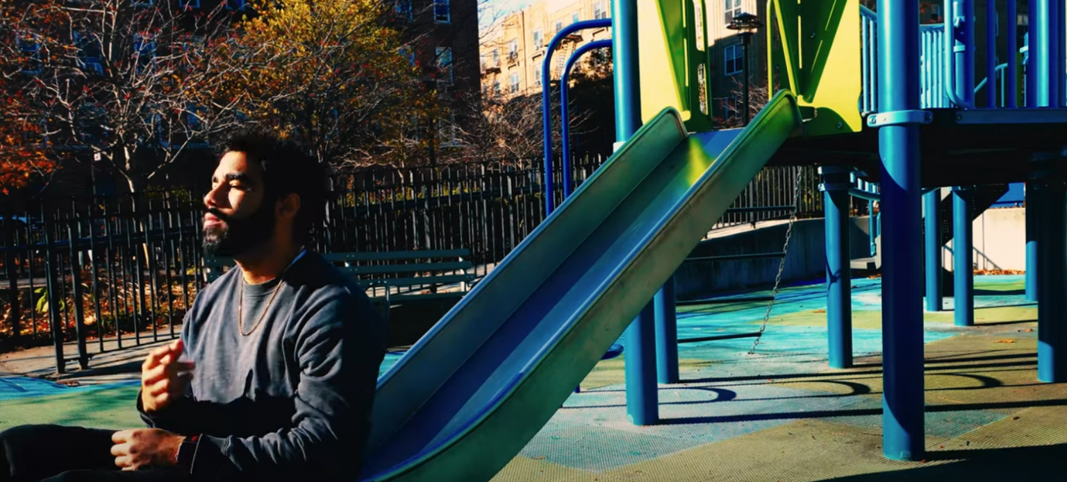 « We All Getting Older » – The Soundtrack of a Fading Yesterday, by Romanchikku