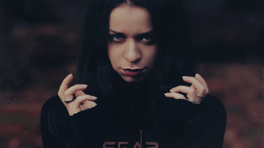 Photo de SEAS ON THE MOON: A Trailblazing Journey with « THE TRAILHEAD »