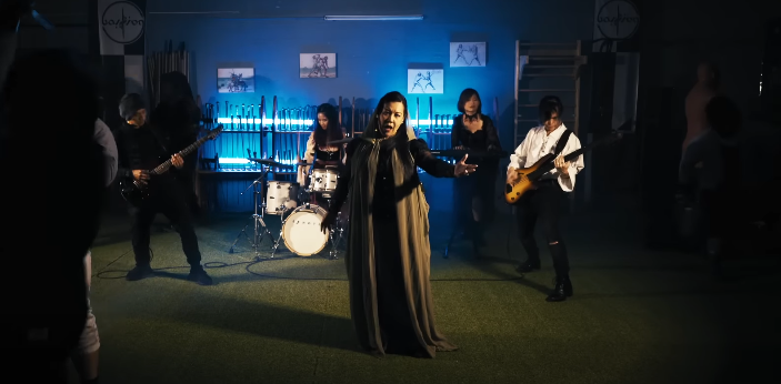 Blazing through the fear: Sangriento strikes with “Echelon”