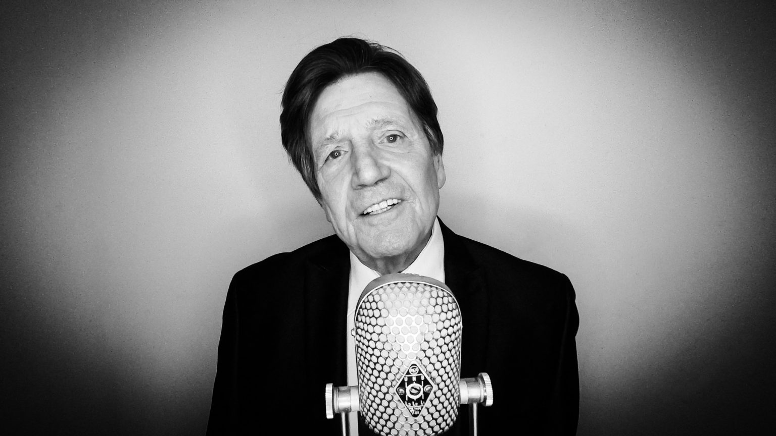 When Billy J. Kramer says “Go On Girl,” the heart speaks