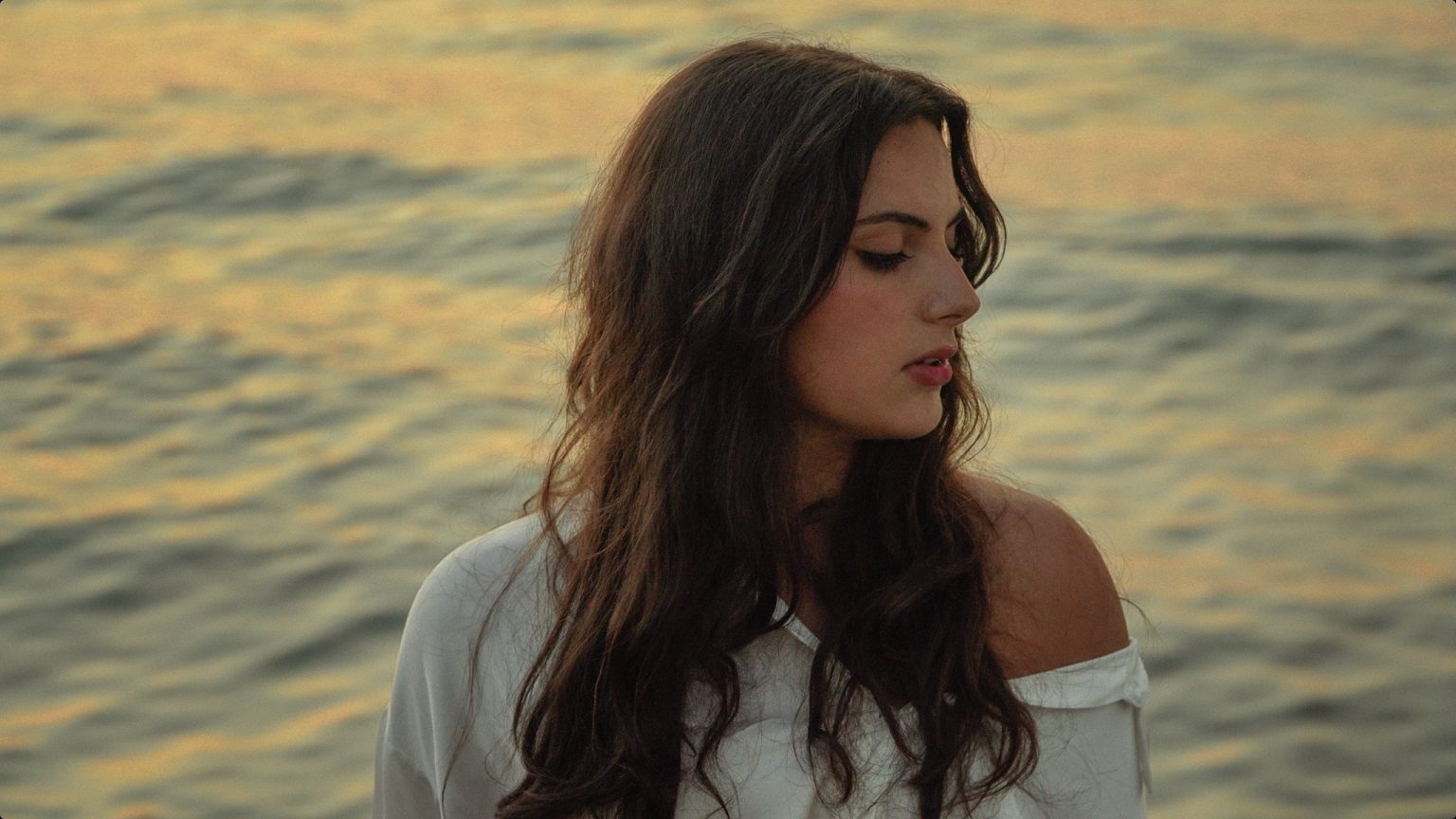 Gemma Schito interview: the making of “Mask” unveiled